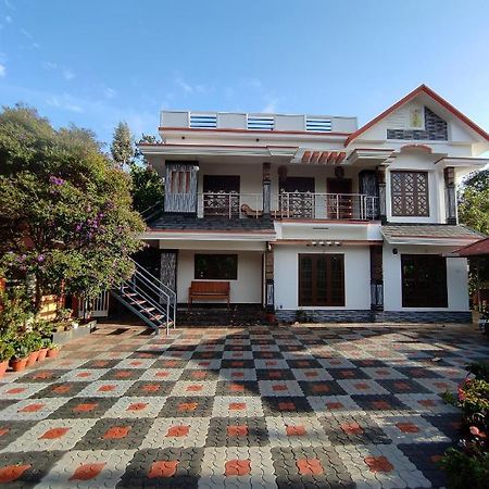 Moon Homestay Santhanpara Buitenkant foto