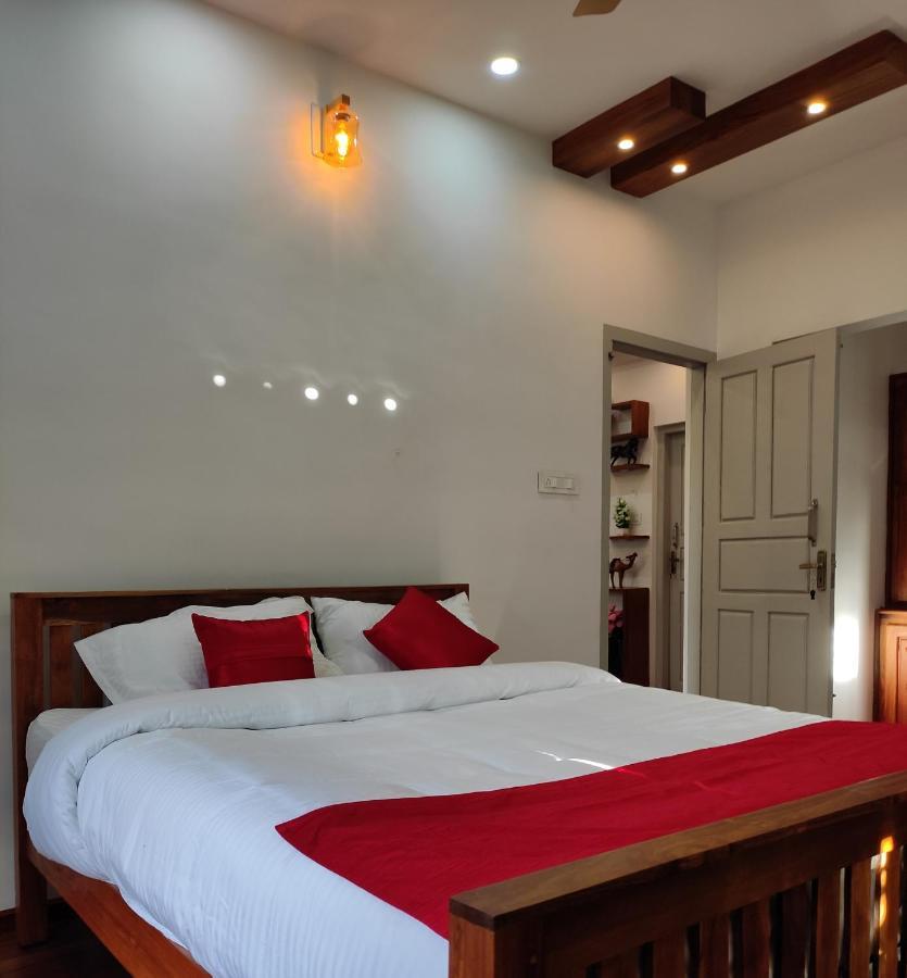 Moon Homestay Santhanpara Buitenkant foto