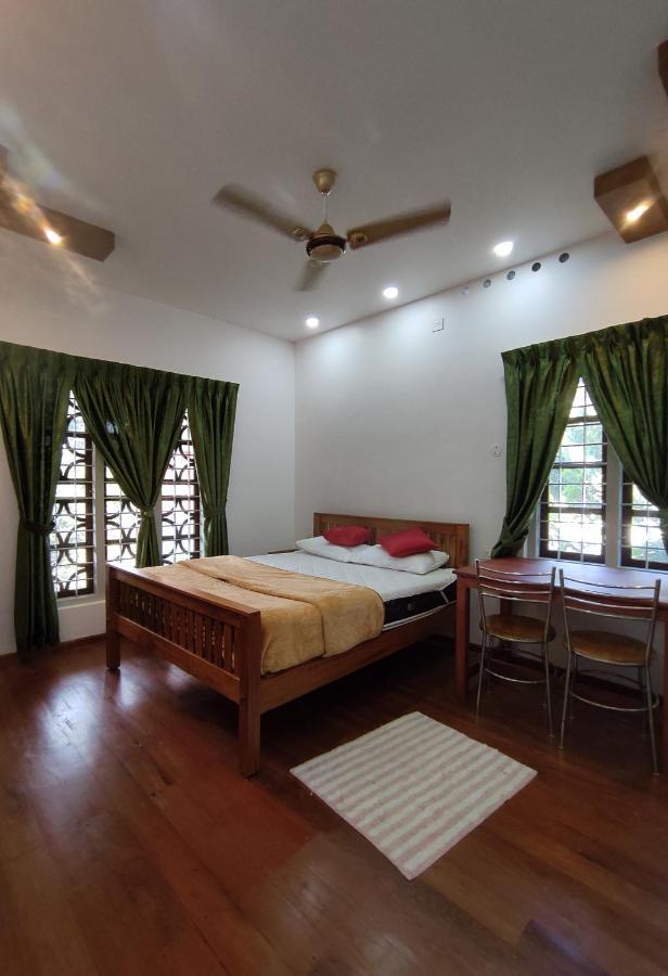 Moon Homestay Santhanpara Buitenkant foto